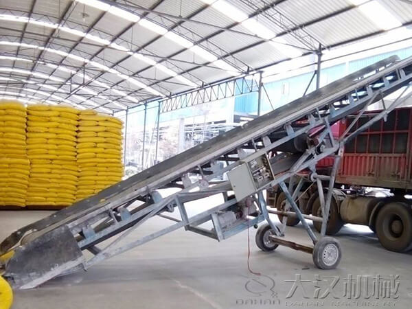 新鄉(xiāng)大漢小型皮帶輸送機(jī)